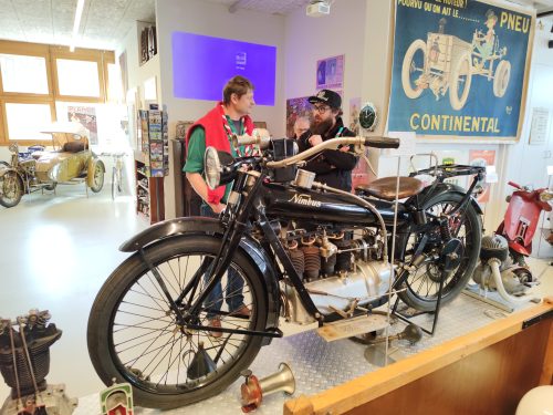 ae7ab48d-2d15-4ac1-bbf1-33c8021d7043